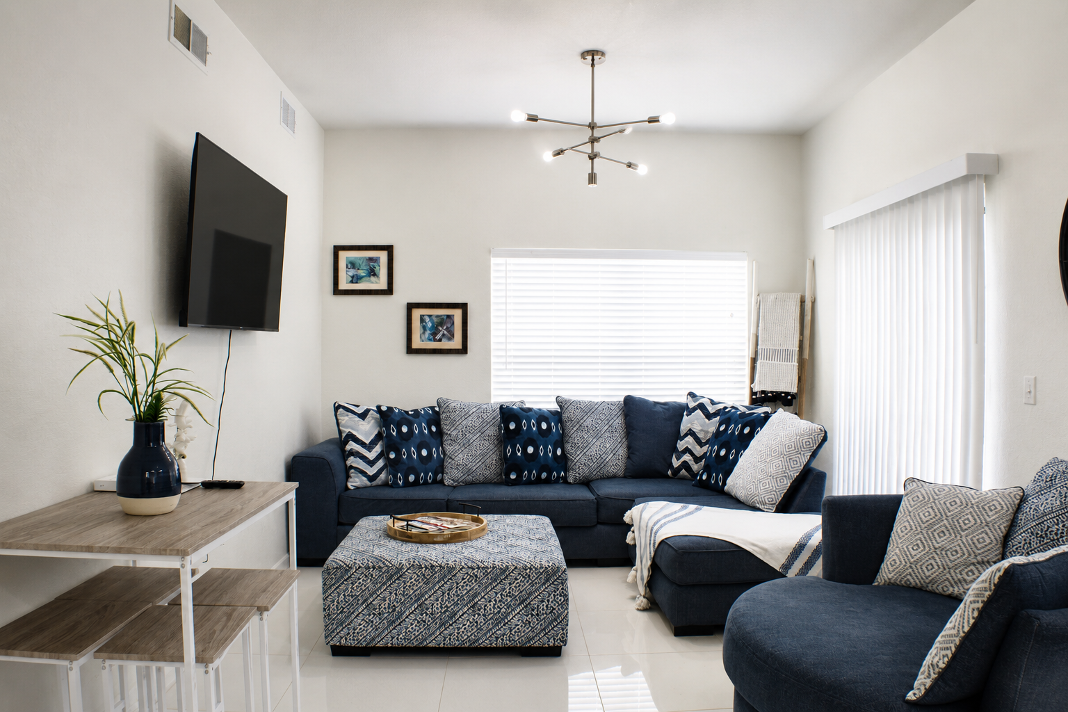 Coastal living room with sectional